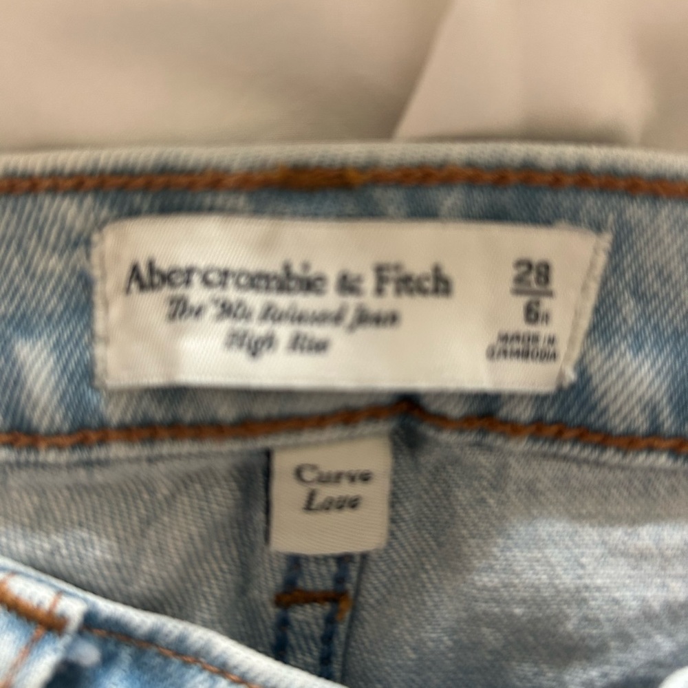 Abercrombie &Fitch Curve Love jeans